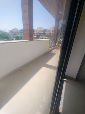 Balcony in 4 BHK Builder Floor at Ansal API Versalia, Sector 67a – for Rent