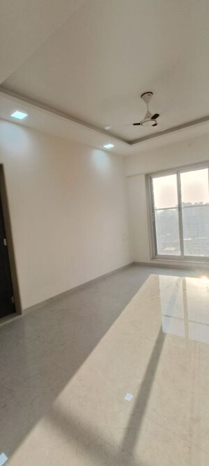 Room in 2 BHK Apartment at Borivali West – for Rent