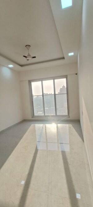 Room in 2 BHK Apartment at Borivali West – for Rent