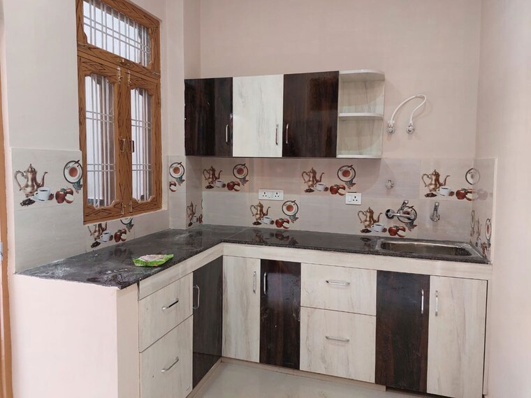 Kitchen, gomti nagar 1.5 Bedroom 645 Sq.Ft. Villa In Gomti Nagar Lucknow 10267620