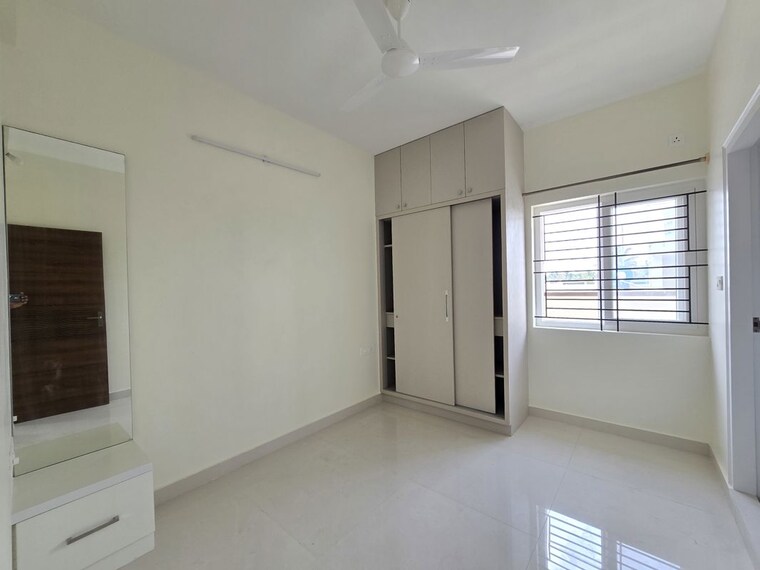 Room, indiranagar 1 Bedroom 600 Sq.Ft. Apartment In Indiranagar Bangalore 10267700