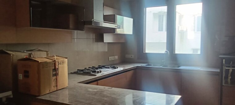 Kitchen, defence colony 3 Bedroom 300 Sq.Yd. Builder Floor In Defence Colony Delhi 10267643