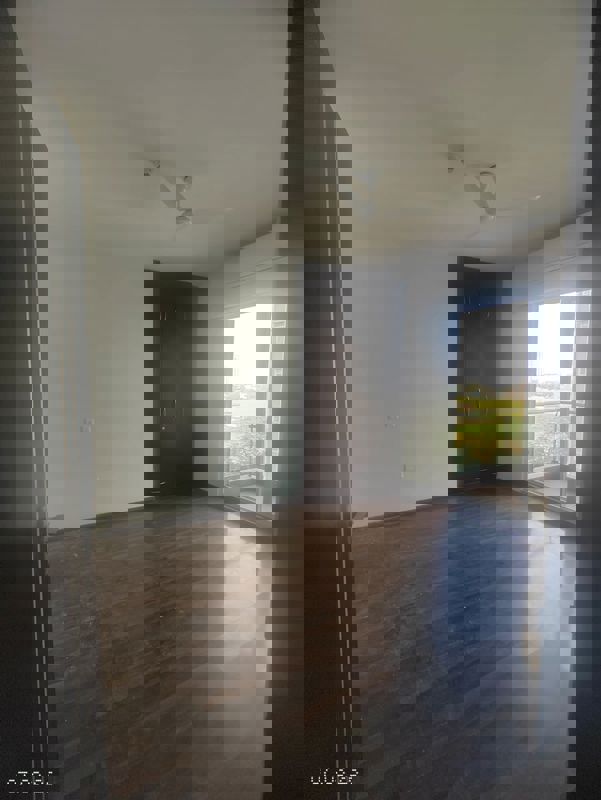 3.5 BHK + Servant Room,Extra Room 1950 Sq.Ft. Apartment in Microtek Greenburg