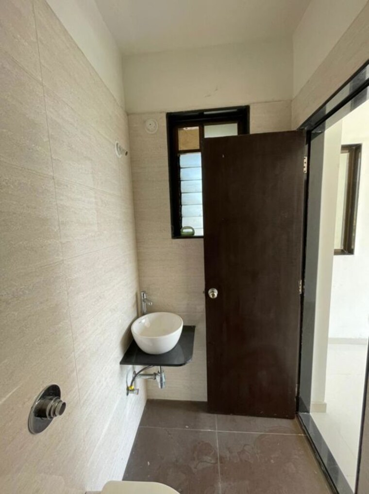 Bathroom, velocity-hill-spring 1 Bedroom 375 Sq.Ft. Apartment In Ghodbunder Road Thane 10267802