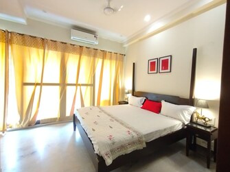 4 BHK + Pooja Room,Servant Room,Study Room,Extra Room Builder Floor For Rent in Godrej Miraya in Sector 43, Gurgaon