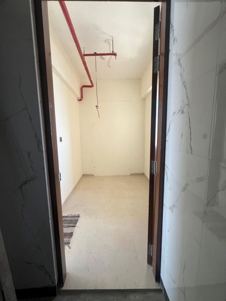 Bathroom, ruparel-palacio-phase-1 3 Bedroom 900 Sq.Ft. Apartment In Kandivali West Mumbai 10267877