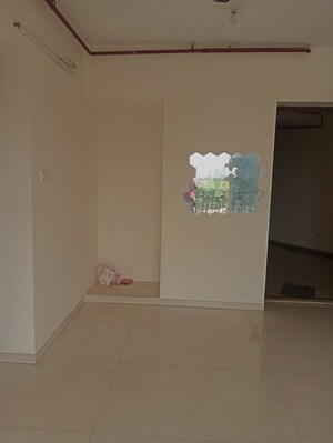 Room in 1 BHK Apartment at Vijay Orovia, Ghodbunder Road – for Rent