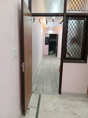  1 BHK Builder Floor at Govindpuri – for Rent