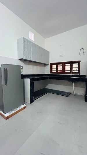 Kitchen in 2 BHK Builder Floor at Sector 39 – for Rent