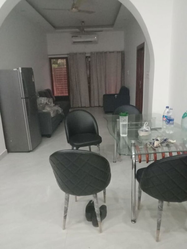 Team Area, anamika-enclave 2 Bedroom 1528 Sq.Ft. Independent House In Sector 14 Gurgaon 10267929