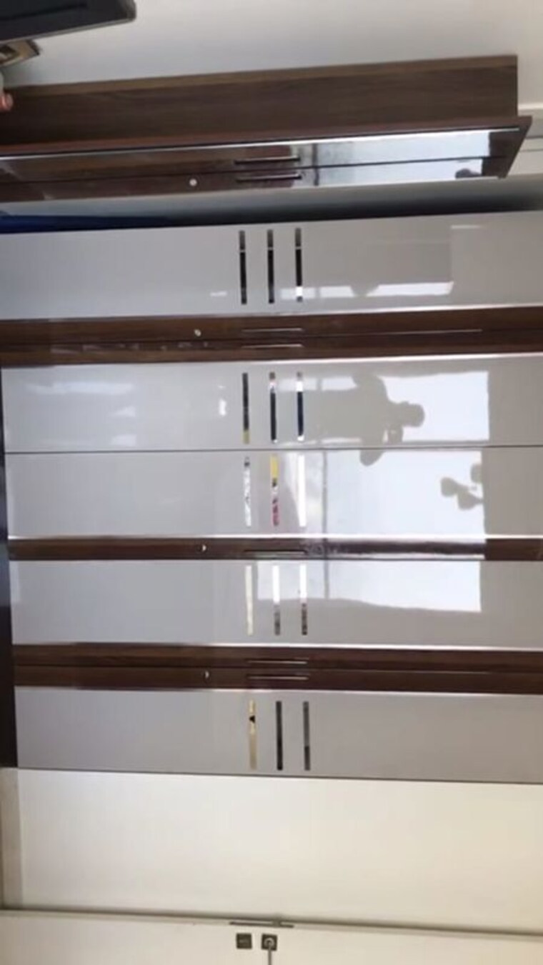 Kitchen, ariha-one08 3 Bedroom 1000 Sq.Ft. Apartment In Goregaon West Mumbai 10267953