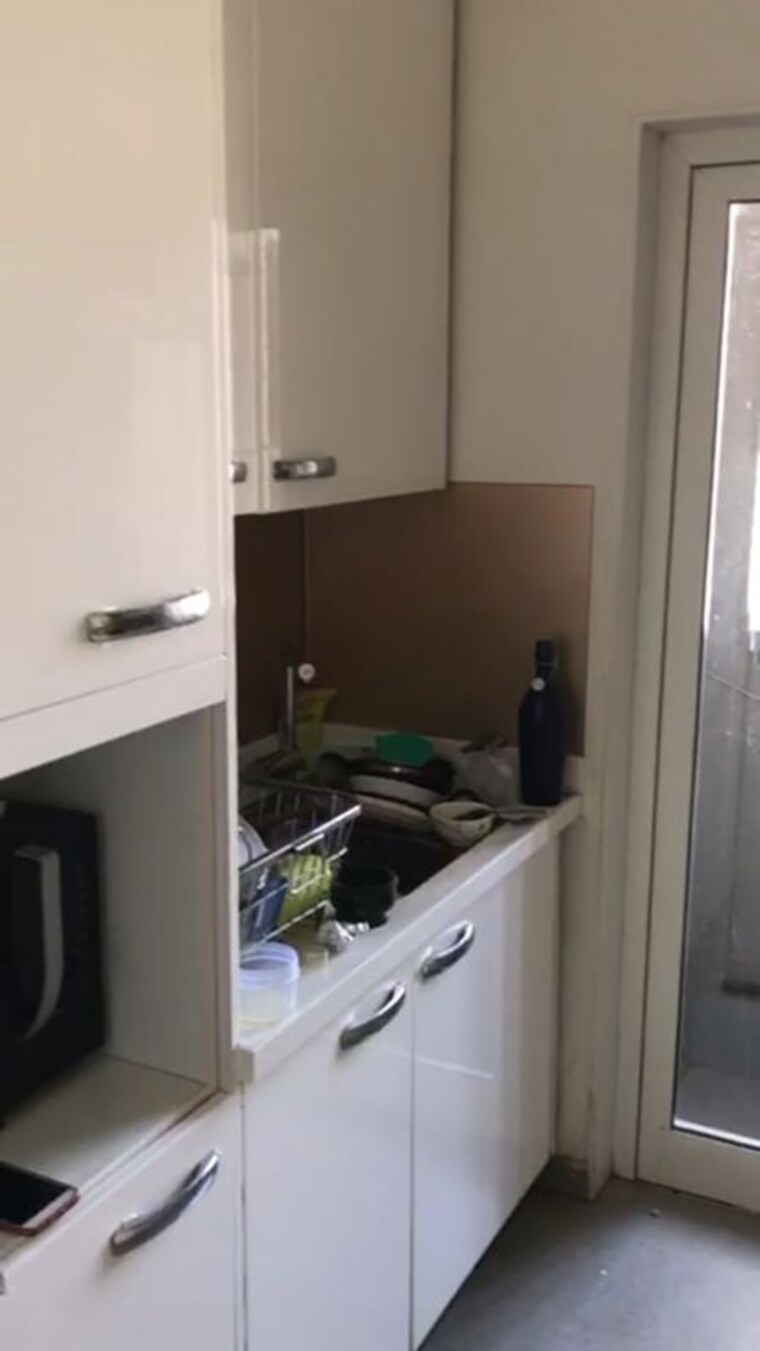 Kitchen, ariha-one08 3 Bedroom 1000 Sq.Ft. Apartment In Goregaon West Mumbai 10267953