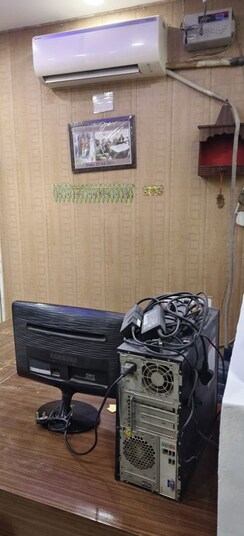 Office Space For Rent in Vibhuti Khand