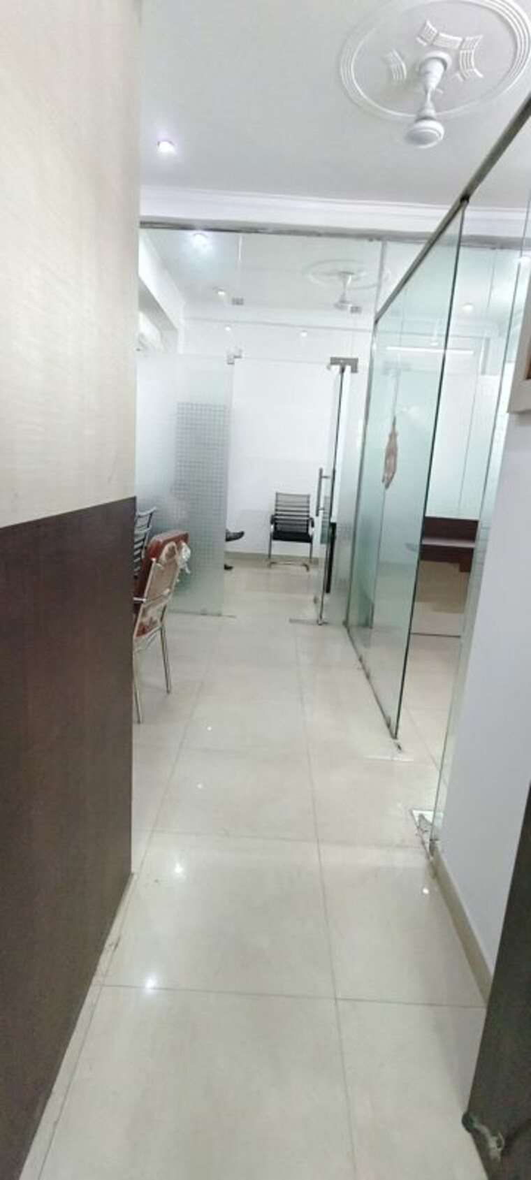 Bathroom, vibhuti khand Commercial Office Space 800 Sq.Ft. In Vibhuti Khand Lucknow 10267989