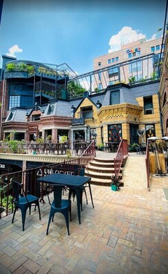 Retail Shop For Sale in Milestone 32nd Avenue