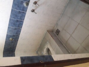 Bathroom in 2 BHK Apartment at Woraiyur – for Rent