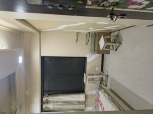 Bedroom in 2 BHK Apartment at Kurla East – for Rent
