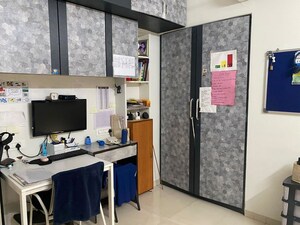 Master Bedroom in 2 BHK Apartment at Parvati Kunj, Matunga West – for Sale