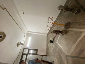 Bathroom in 1 BHK Builder Floor at Palm Residency Chhatarpur, Chattarpur – for Rent