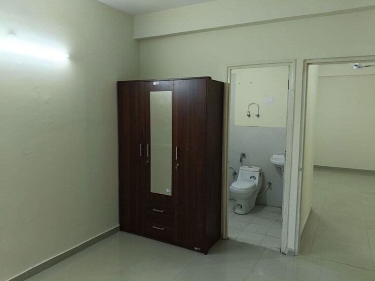 Room, tulip-lemon 2 Bedroom 526 Sq.Ft. Apartment In Sector 69 Gurgaon 10268044