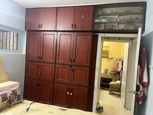 Furnished Amenities in 2 BHK Apartment at Anita Accord, Kandivali East – for Rent