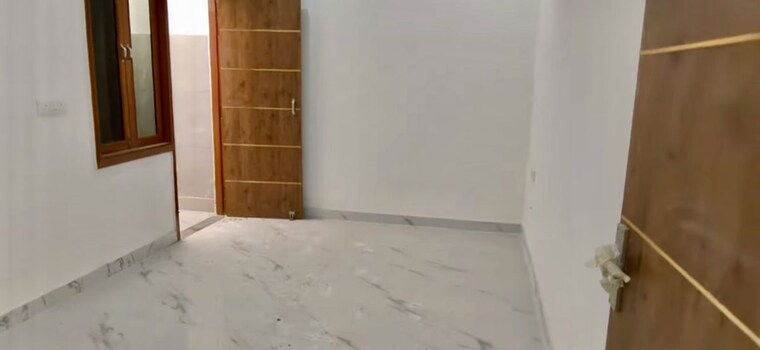 Room, meerut cantt 4 Bedroom 115 Sq.Yd. Independent House In Meerut Cantt Meerut 10268053