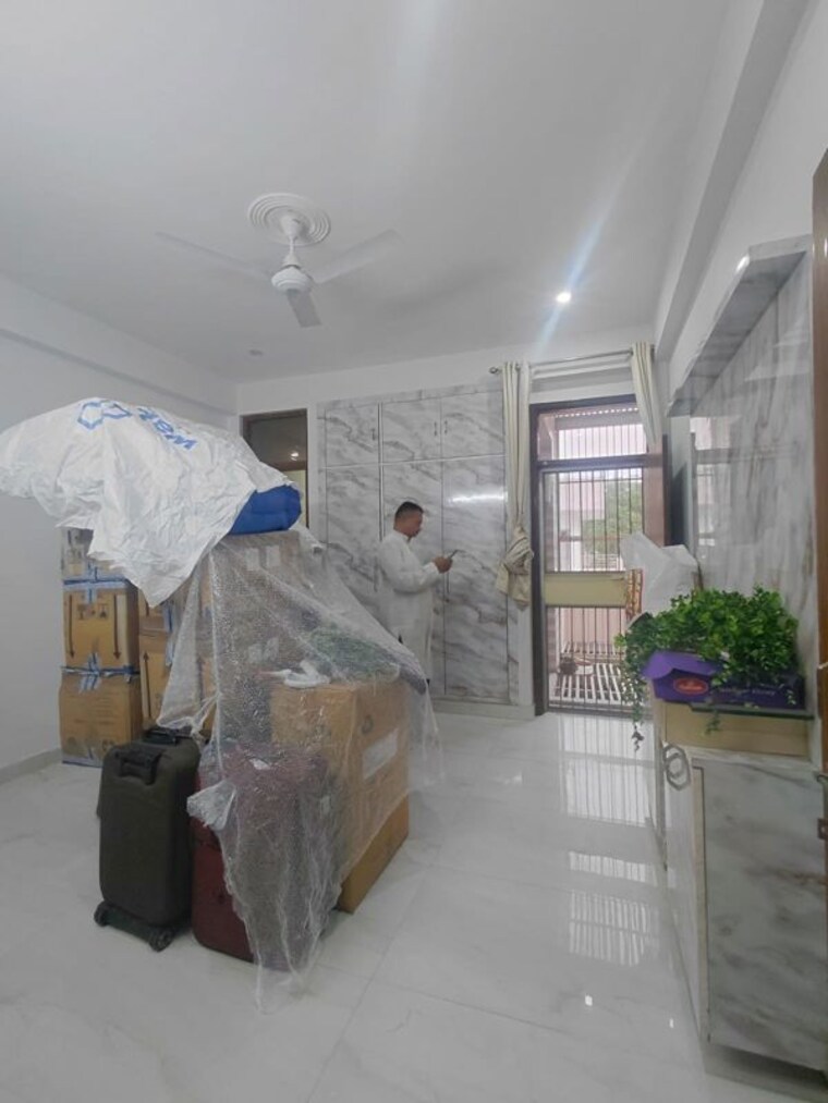 Living Room, sector 49 3 Bedroom 1750 Sq.Ft. Builder Floor In Sector 49 Noida 10268060