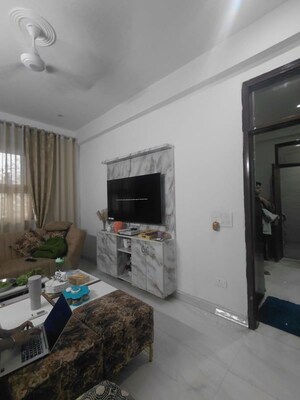 Living Room in 3 BHK Builder Floor at Sector 49 – for Rent