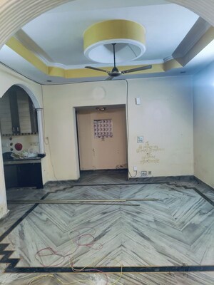 3 BHK Builder Floor For Rent in Sector 52