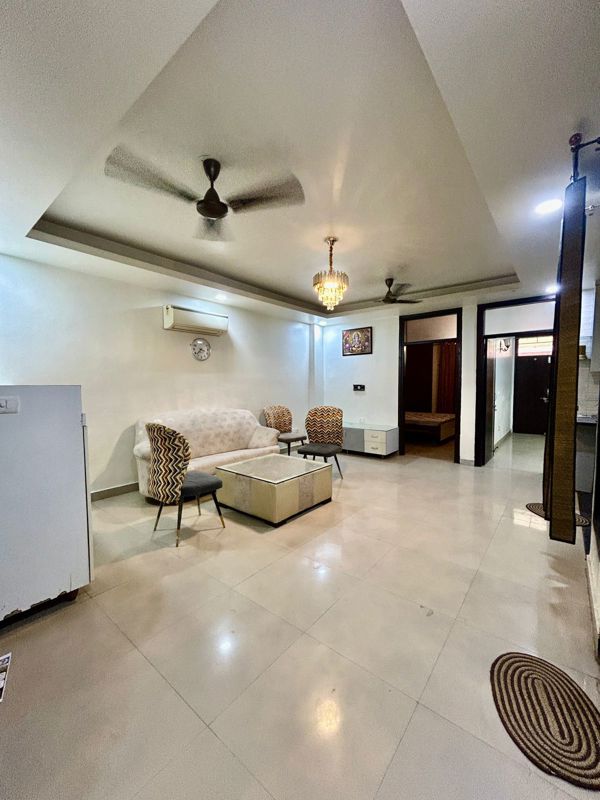 3 BHK + Servant Room,Extra Room Apartment For Rent in Chattarpur