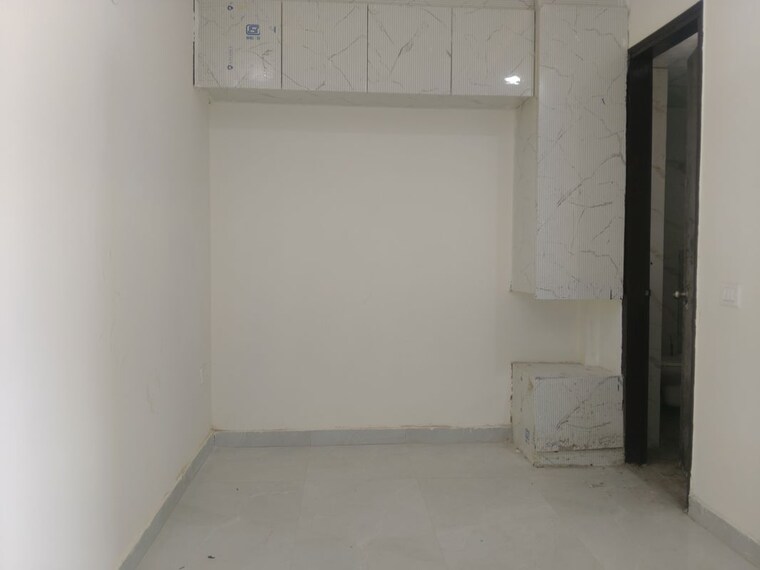 Room, sarfabad village 2 Bedroom 950 Sq.Ft. Builder Floor In Sarfabad Village Noida 10268078