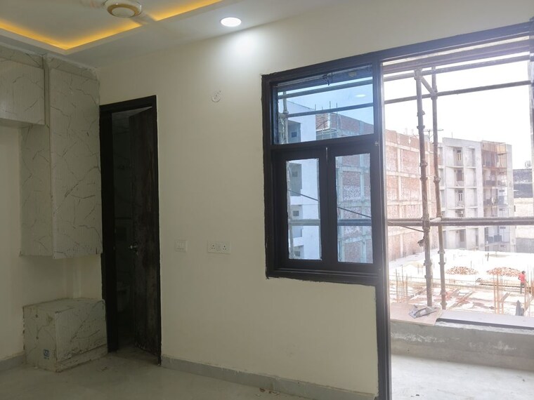 Room, sarfabad village 2 Bedroom 950 Sq.Ft. Builder Floor In Sarfabad Village Noida 10268078
