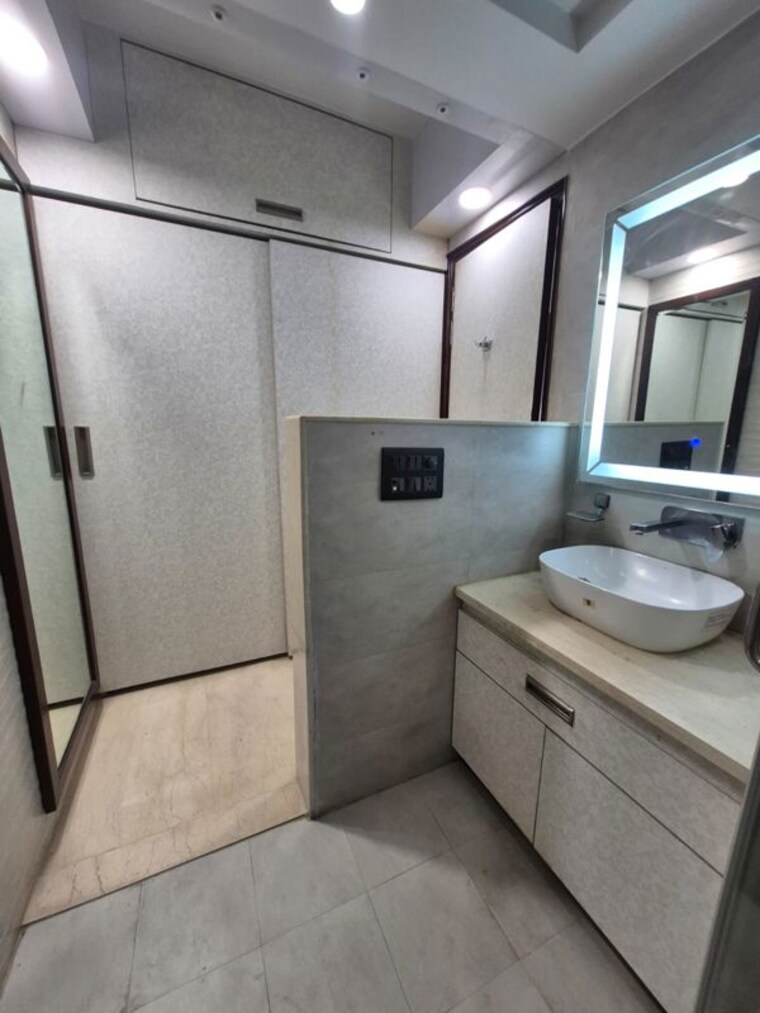 Kitchen, kailash colony 3.5 Bedroom 4500 Sq.Ft. Apartment In Kailash Colony Delhi 10268118