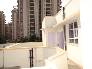 Kitchen in 3 BHK Builder Floor at Unitech South City II, Sector 50 – for Rent