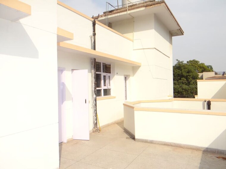 undefined, unitech-south-city-ii 3 Bedroom 1750 Sq.Ft. Builder Floor In Sector 50 Gurgaon 10268123