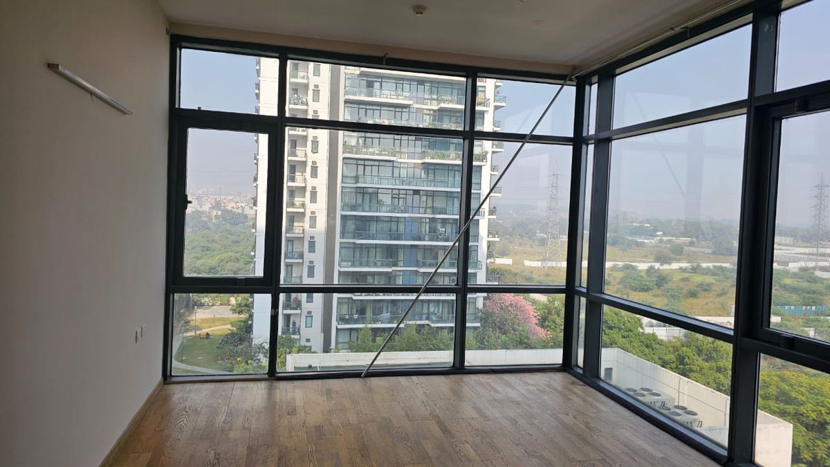 3 BHK + Pooja Room,Servant Room,Study Room Apartment For Rent in Ireo The Grand Arch