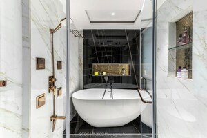 Bathroom in 4 BHK Apartment at Imperial Heights Goregaon West, Goregaon West – for Sale