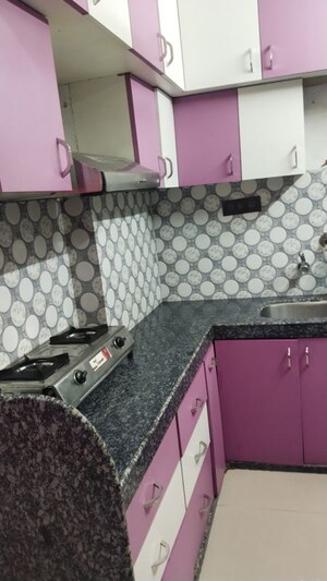 1 BHK Apartment For Rent in ISA Royal Palace, Prabhadevi