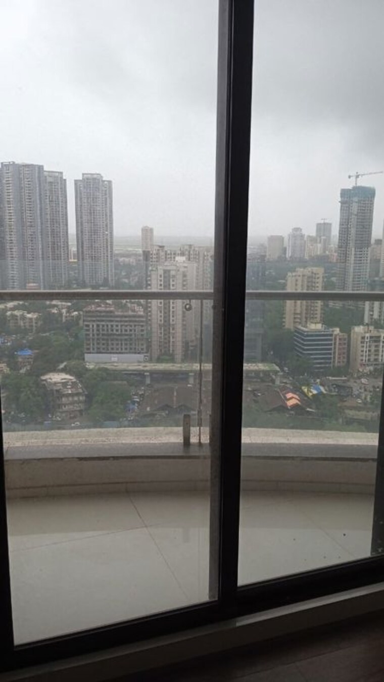 Balcony, sunteck-city-avenue-4 3 Bedroom 1200 Sq.Ft. Apartment In Goregaon West Mumbai 10268138