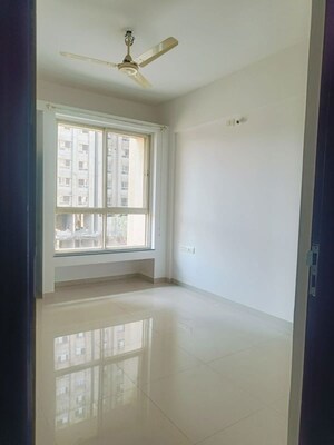 Room in 3 BHK Apartment at Bhalerao Savannah Hills, Bavdhan – for Rent