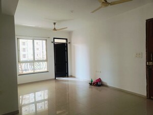 Room in 3 BHK Apartment at Bhalerao Savannah Hills, Bavdhan – for Rent