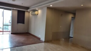 4 BHK Apartment For Rent in DLF Trinity Towers, Dlf Phase V