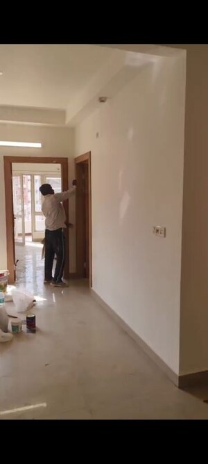 Room in 3 BHK Apartment at Hindon Green Apartments, Hindan Vihar – for Rent