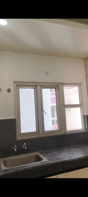 Room in 3 BHK Apartment at Hindon Green Apartments, Hindan Vihar – for Rent