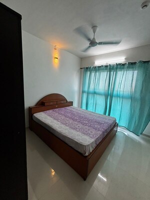 Bedroom in 2 BHK Apartment at Lodha Amara, Kolshet Road – for Rent