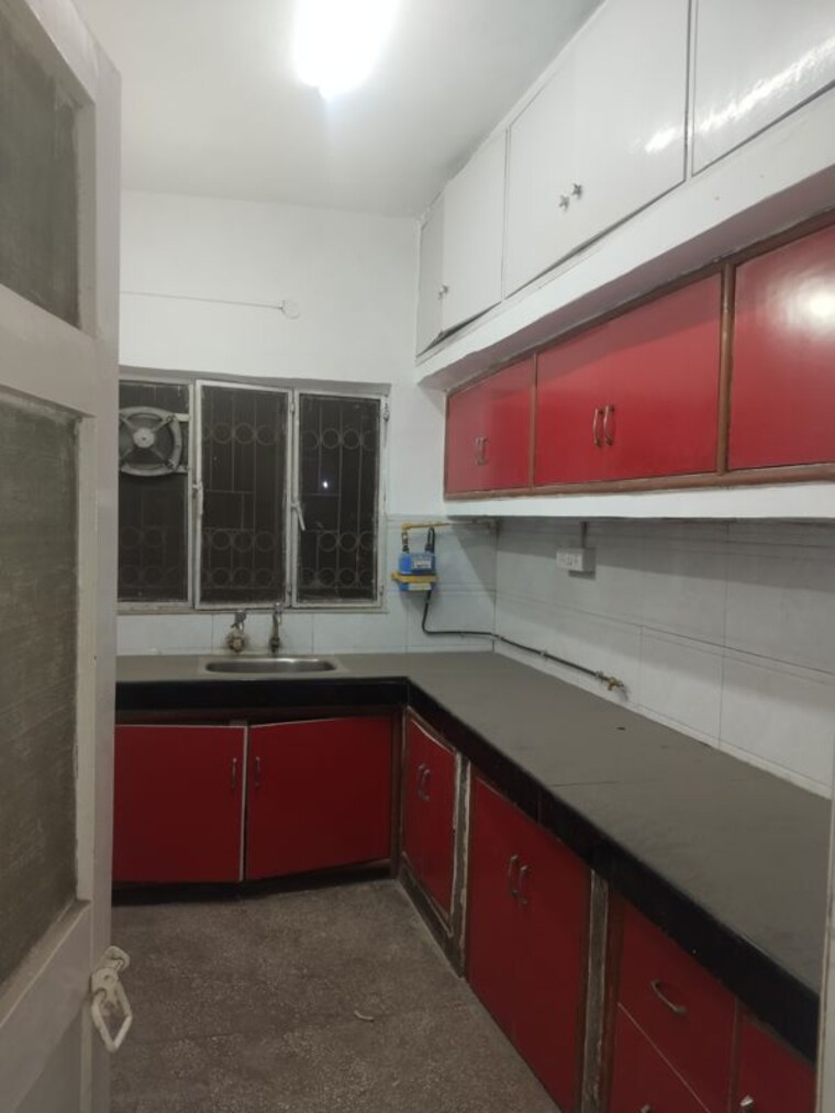 Kitchen, sarita vihar 3 Bedroom 2000 Sq.Ft. Apartment In Sarita Vihar Delhi 10268218