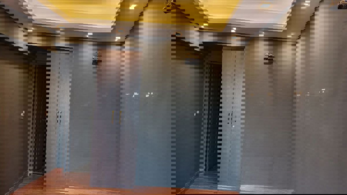 4 BHK + Pooja Room,Servant Room,Study Room 2385 Sq.Ft. Apartment in DLF Trinity Towers