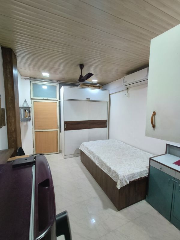 1 RkBuilder Floor For Rent in East Of Kailash