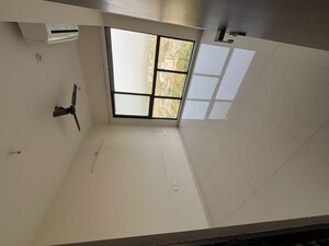 Room in 3 BHK Apartment at Lodha Palava Trinity A To C, Dombivli East – for Rent