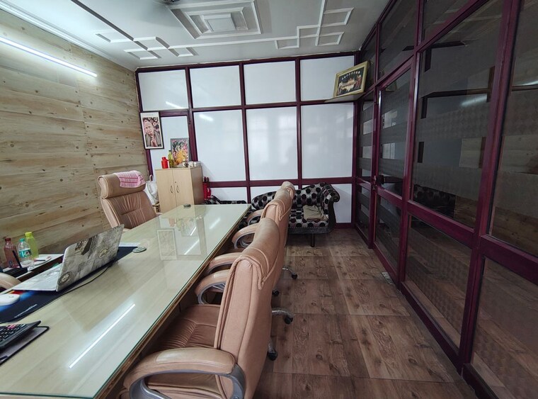 Balcony, navyug market Commercial Office Space 2500 Sq.Ft. In Navyug Market Ghaziabad 10268288